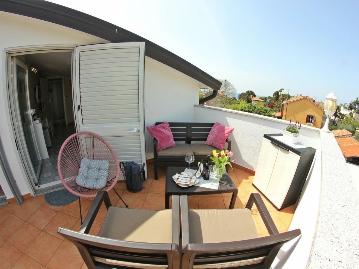 Room And Apartment Doris โลเวร็ตชิกา ภายนอก รูปภาพ