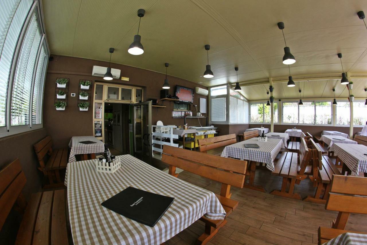 Room And Apartment Doris โลเวร็ตชิกา ภายนอก รูปภาพ
