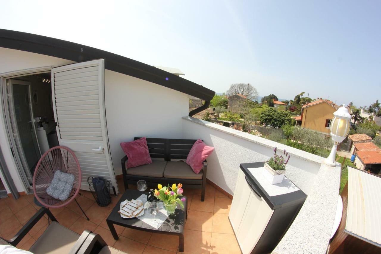 Room And Apartment Doris โลเวร็ตชิกา ภายนอก รูปภาพ