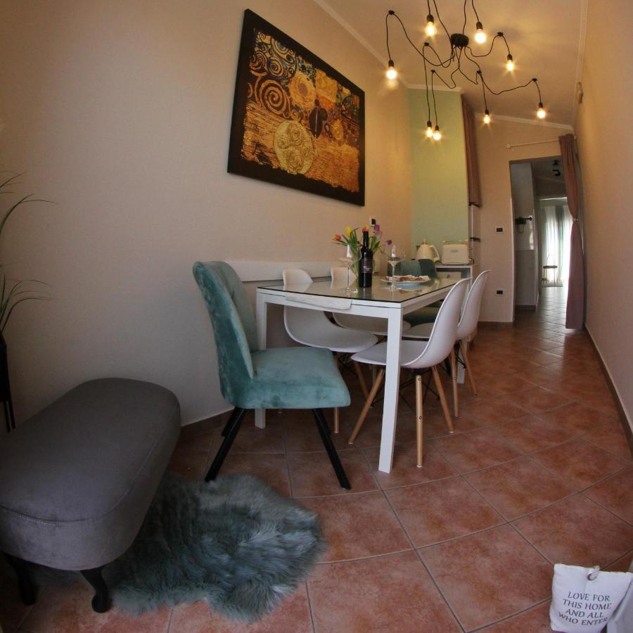 Room And Apartment Doris โลเวร็ตชิกา ภายนอก รูปภาพ